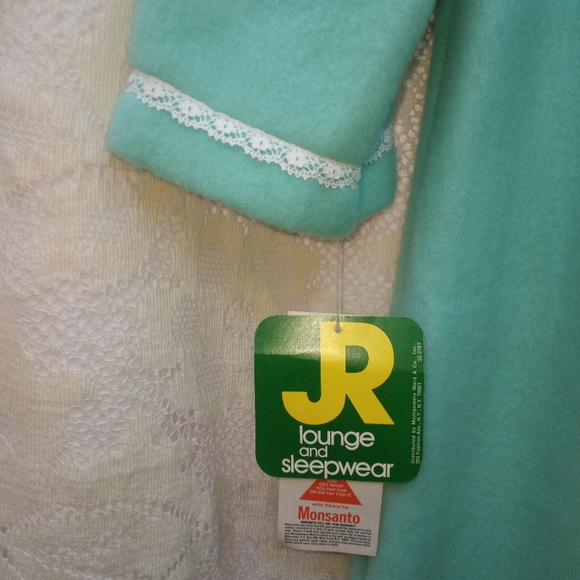 Vintage 1970s Montgomery Ward Plush Fleece Nightgown Front Zip New With Tags - Picture 6 of 7